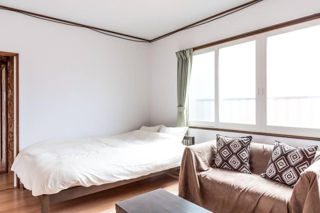 Rustic Modern House In Hakodate Ngoại thất bức ảnh